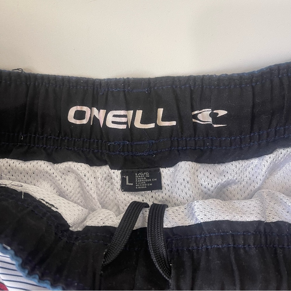O’Neill Bathing Suit Swim Trunks Red Blue Striped Size Large - Picture 5 of 9